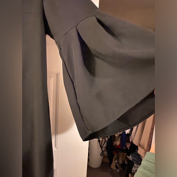 H&M Short Dress - 3/4 sleeve - size 10 - Picture 3 of 7